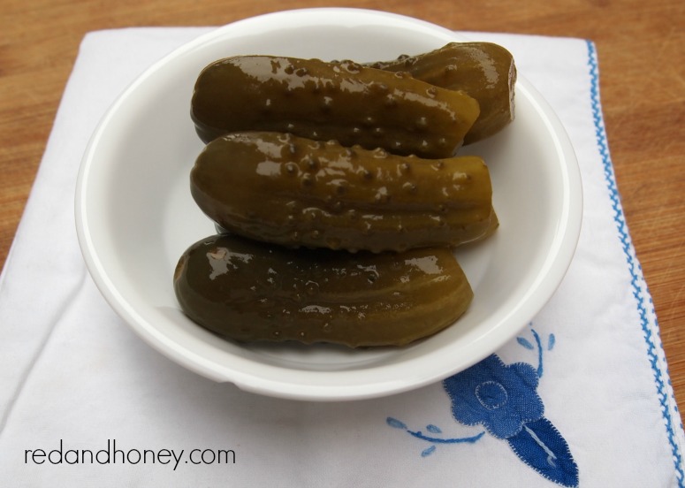 Lactofermented Dill Pickles
