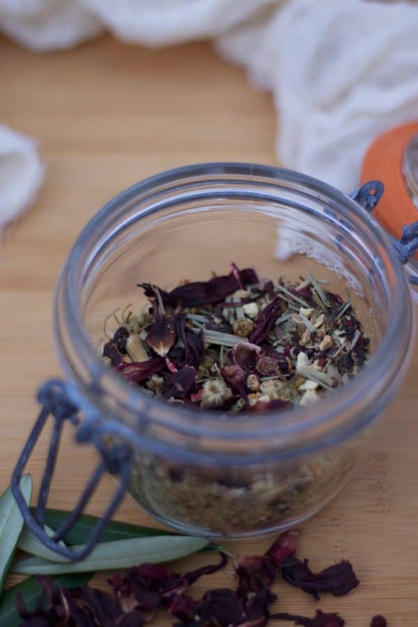 This immune-boosting tea blend is quick to whip up when you have the herbs on hand, and tastes great too!