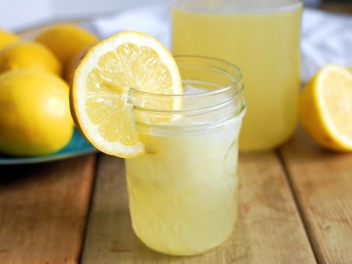 Featured image of post Recipe of How To Make Lemonade With Lemons And Honey